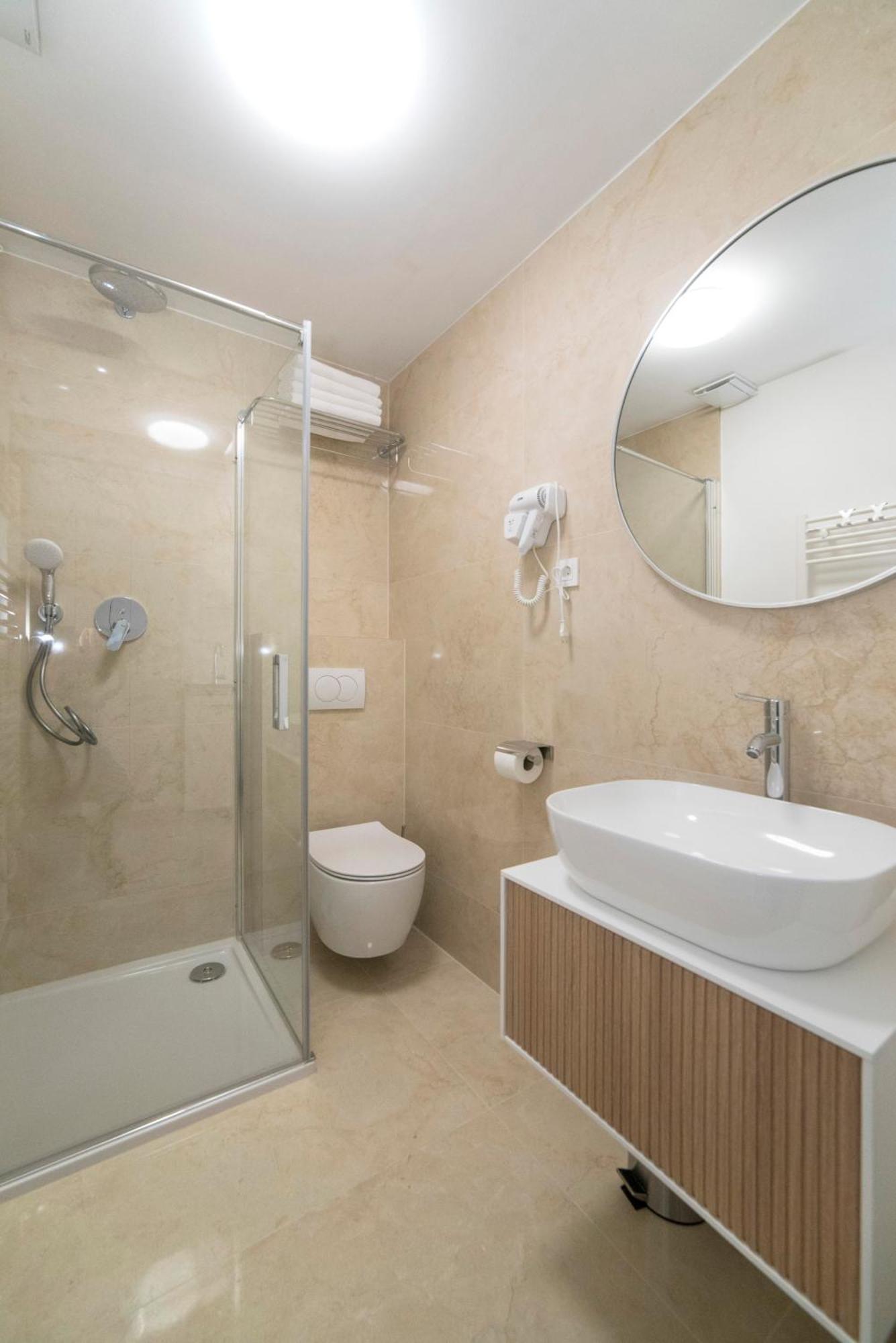 Apartments Pamer, 4Th Floor, No Elevator Zagreb Exterior foto